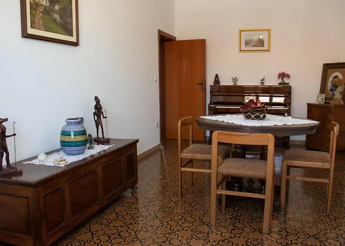 Patrizia By Interhome * Piccianello